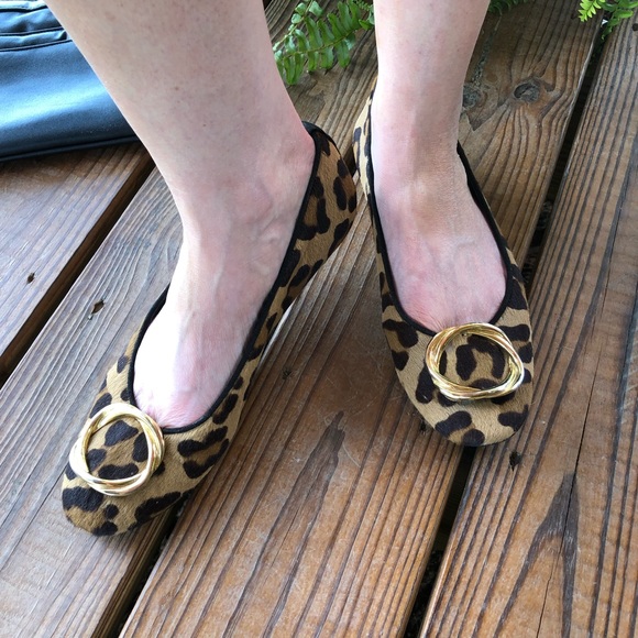 Stuart Weitzman Leopard Flats -8M - Picture 7 of 8